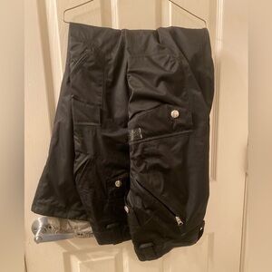Snowboarding pants